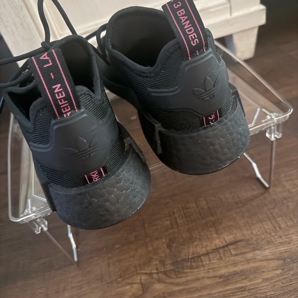 Adidas RMD R1 Core Black/Solar Pink Size 8 - Picture 5 of 8